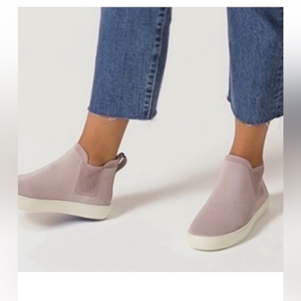 Rothy’s the Chelsea Women's Slip-On Ankle Boots - Light Purple Sz 7.5
